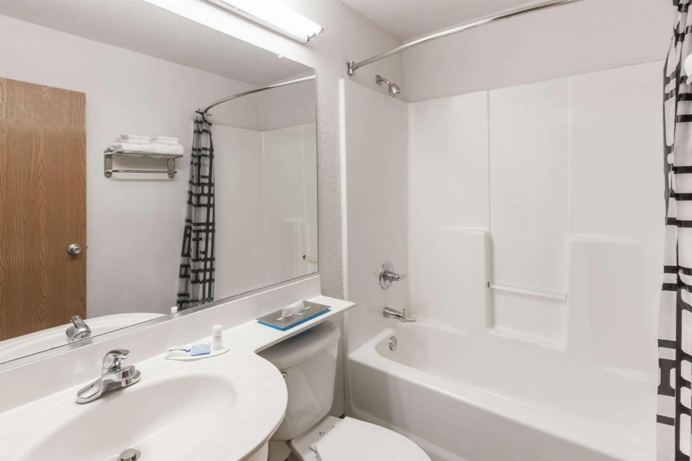 Microtel Inn & Suites by Wyndham Ardmore Main image